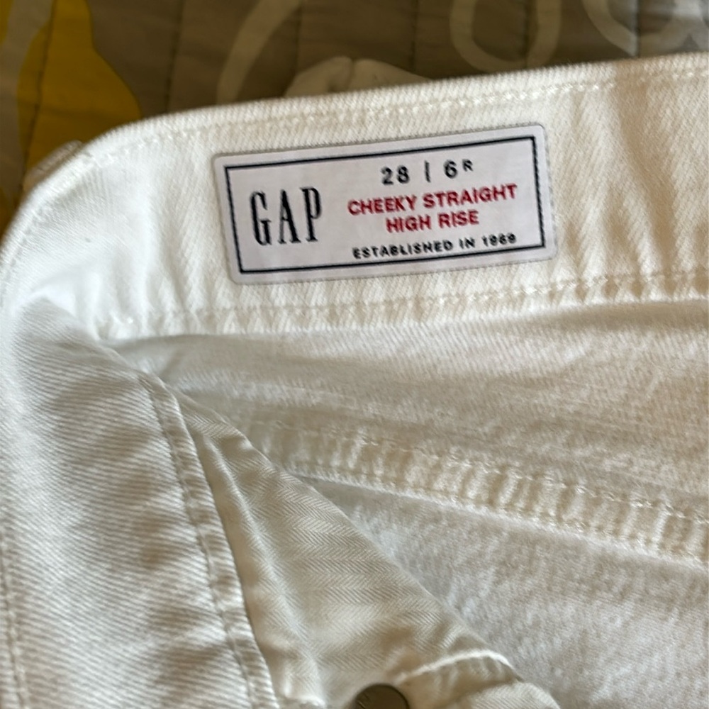 Gap cheeky straight high rise white denim Jeans!!! - Picture 6 of 7
